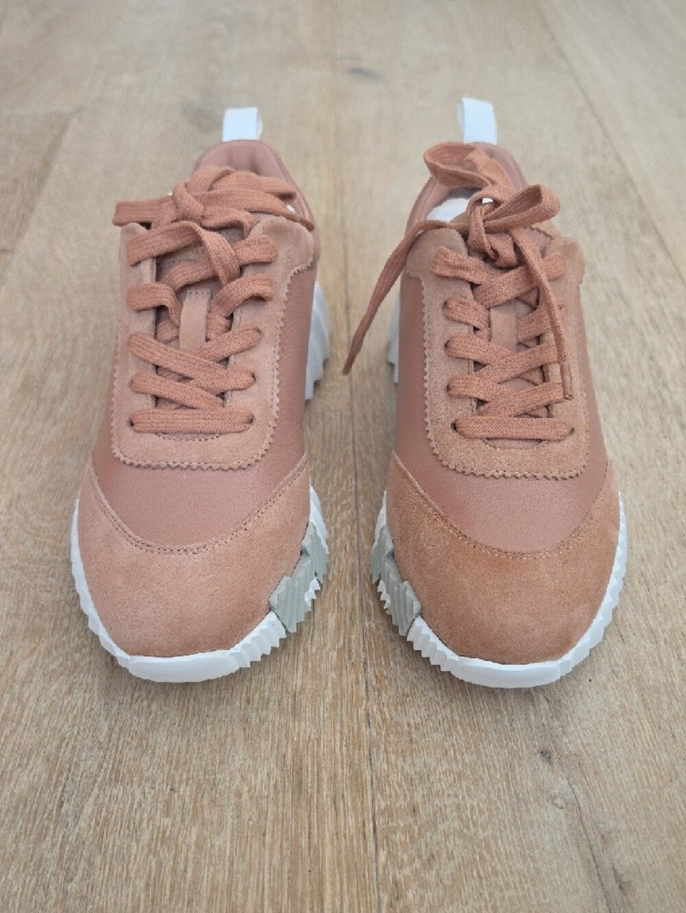 NWB Hermes Bouncing Sneakers - Picture 7 of 13